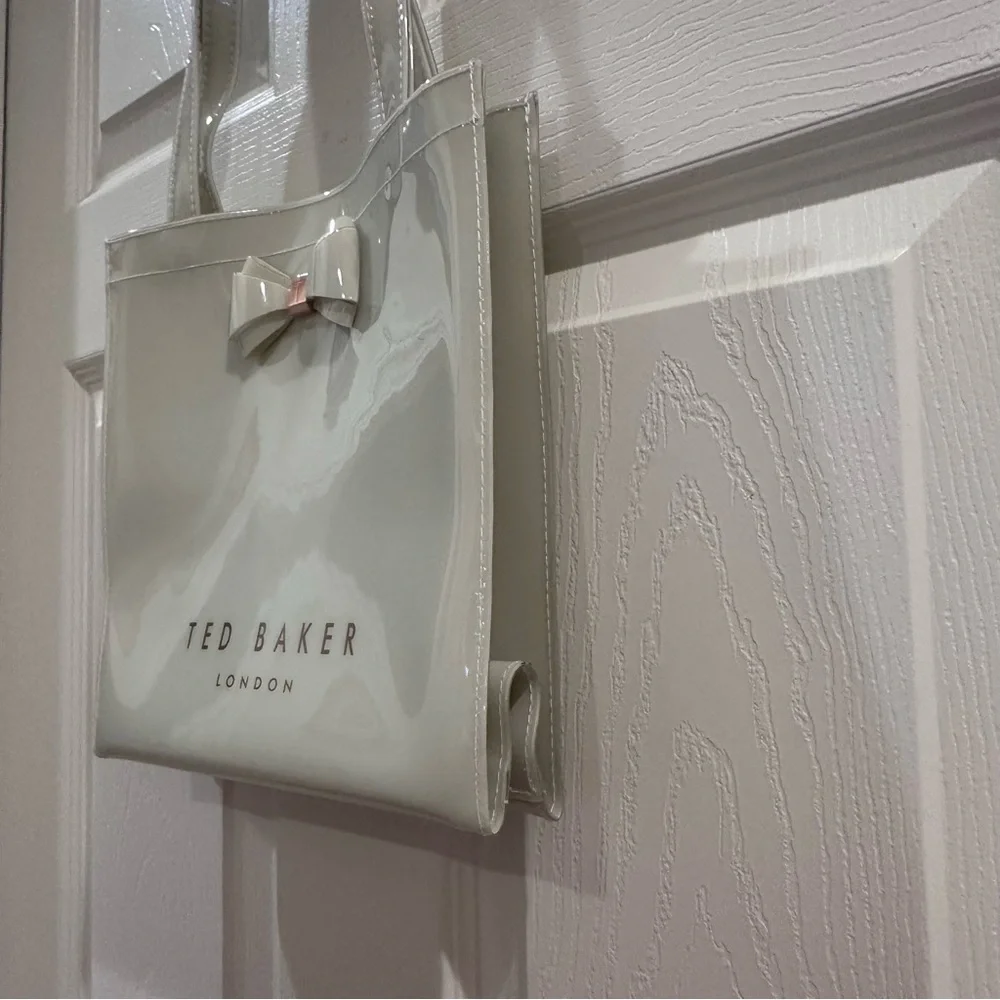 Ted Baker Alacon White Elegant Tote Bag - Picture 3 of 8